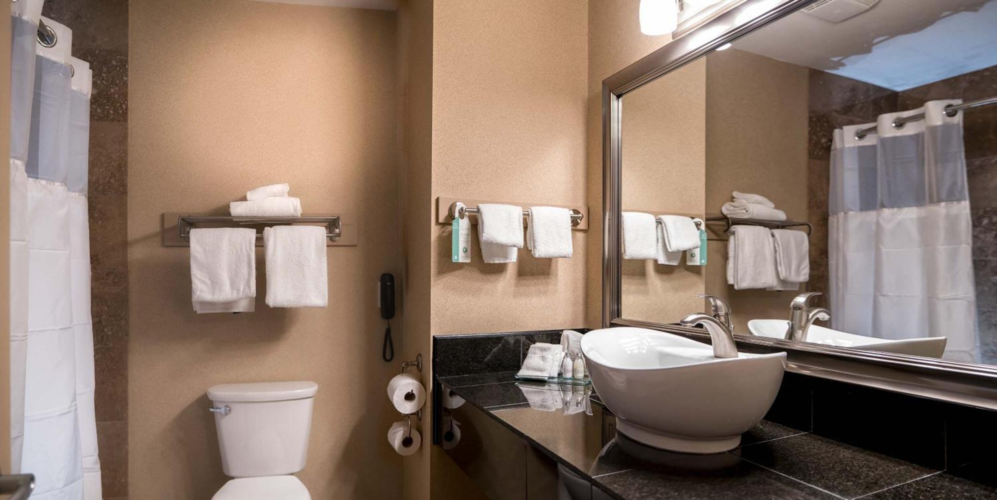 Prestige Radium Hot Springs Resort, Worldhotels Crafted Extérieur photo