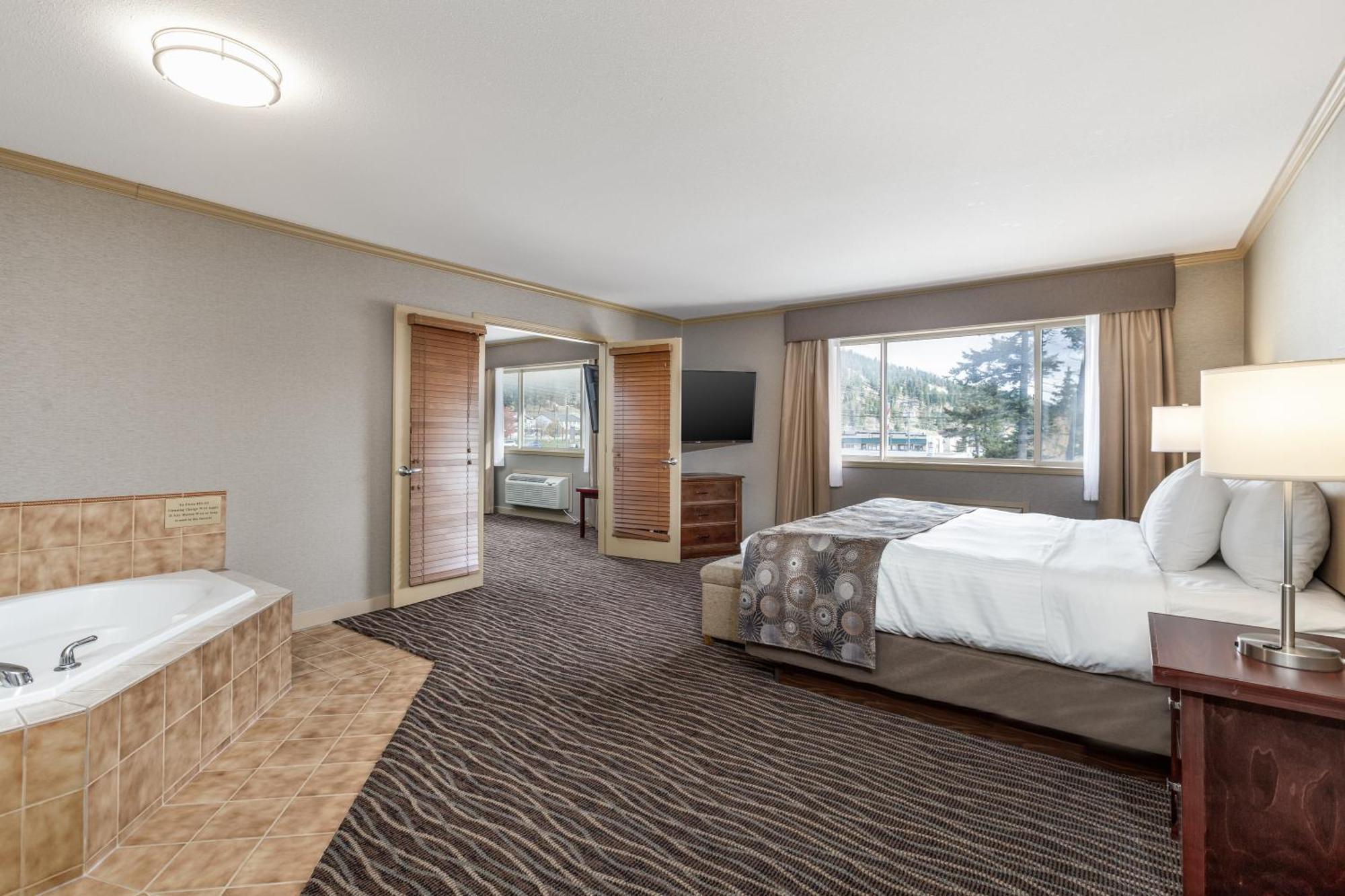 Prestige Radium Hot Springs Resort, Worldhotels Crafted Extérieur photo